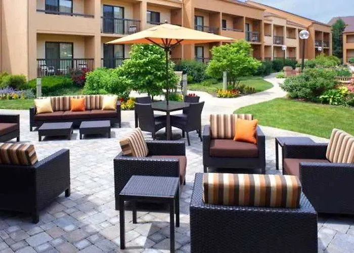 Courtyard Chicago